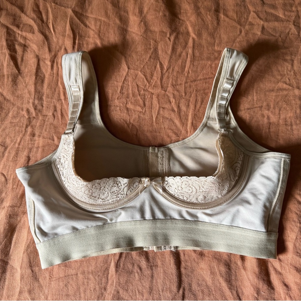 Cupless Shelf Bra